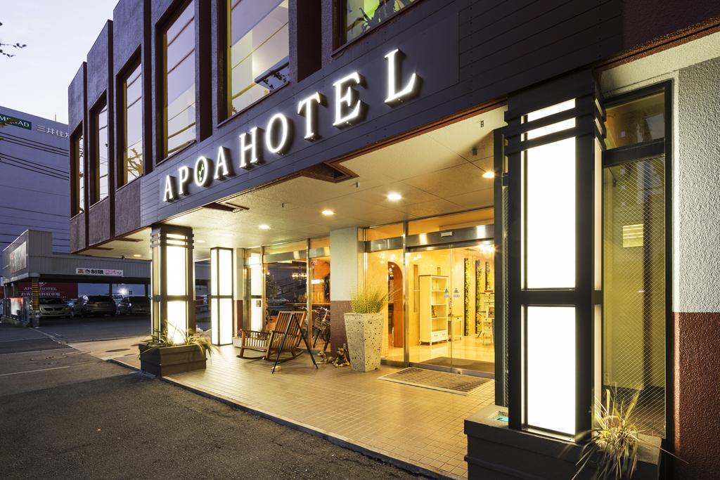 Apoa Hotel Йокаичи Екстериор снимка