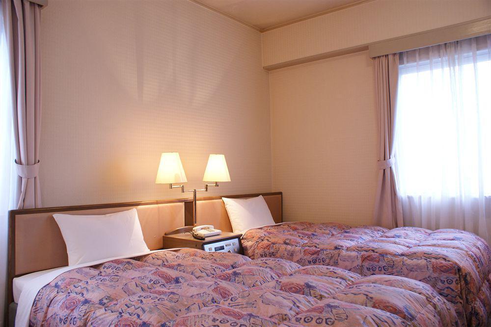 Apoa Hotel Йокаичи Екстериор снимка